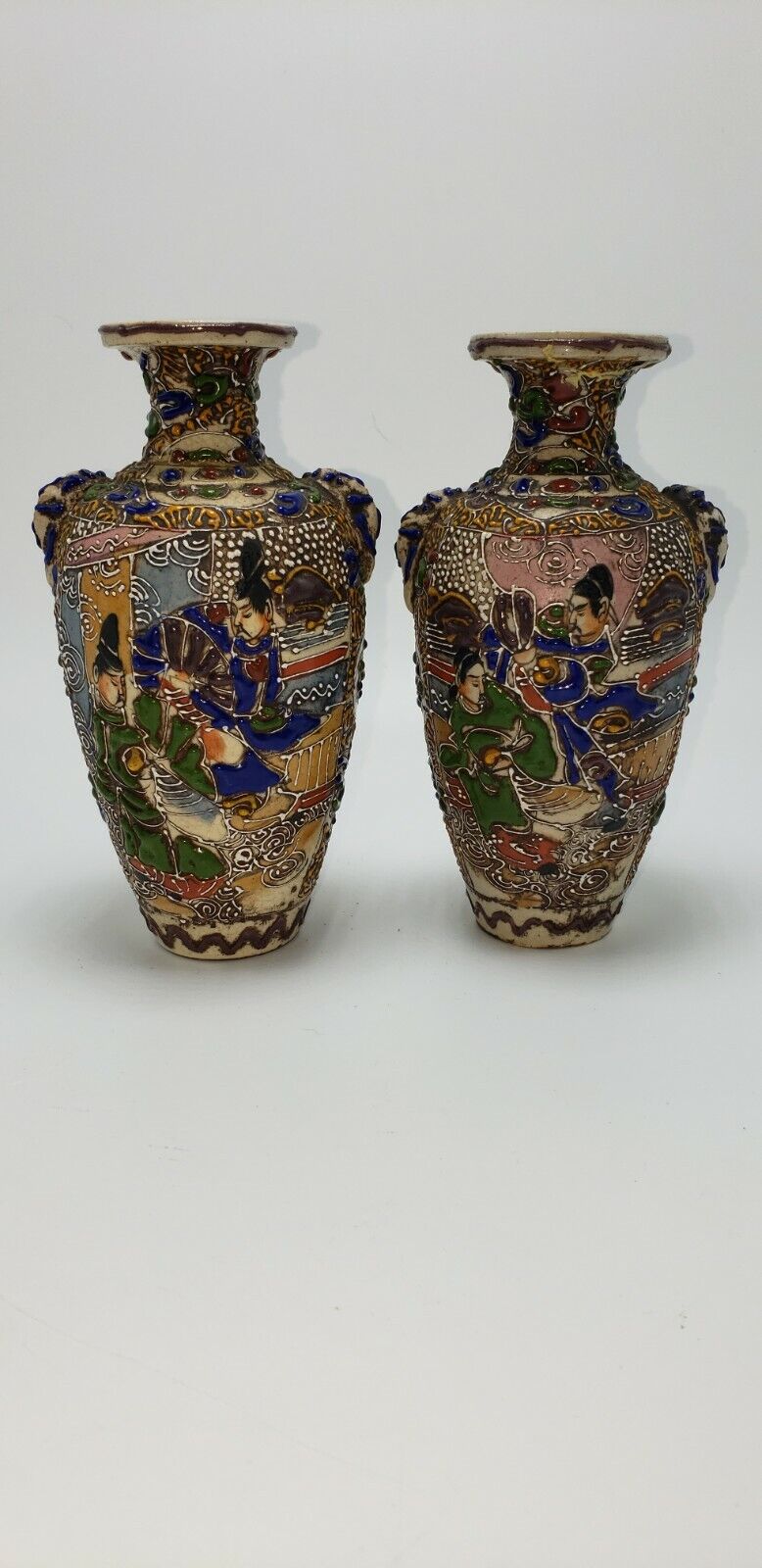 Antique C. Meiji (1868-1912) ? Japanese Satsuma Heavy Moriage  Pottery Signed